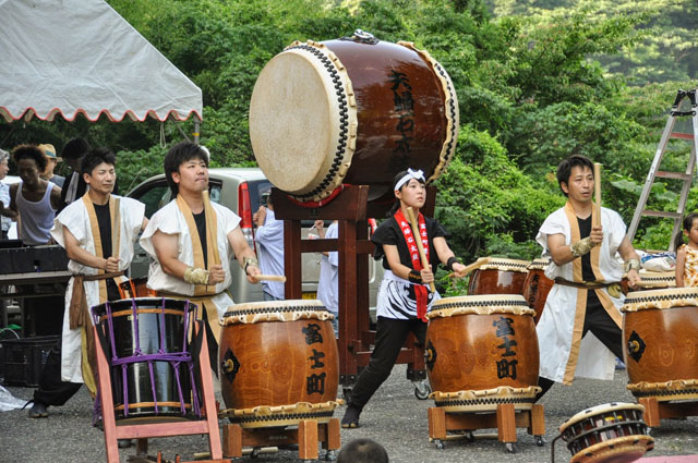 熊の川温泉まつり007