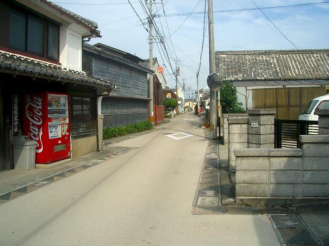 のこぎり型家並み